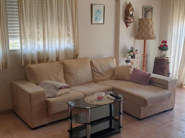 VIVIENDA SEMIREFORMADA
