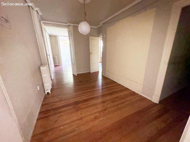 VIVIENDA SEÑORIAL EN VITORIA