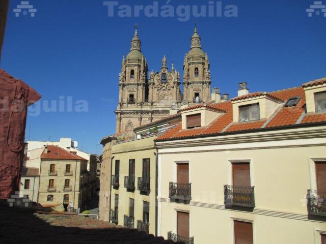 VIVIENDA SITUADA EN LA RUA MAYOR, EN EL CASCO HISTORICO