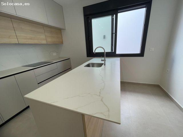 Viviendas tipo duplex de 3 dormitorios, 3 baños con piscina.zona Almoradi
