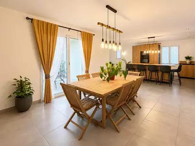 Viviers 07220 Achat / Vente maison 5 pièces t5 piscine jardin
