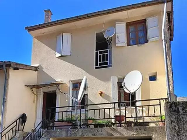 Viviez 12110 Achat / Vente maison 4 pièces t4 terrasse cave