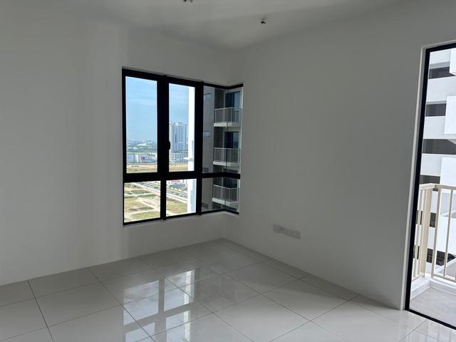 Vivo Executives Apartment Batu kawan 830sf high floor bare unit