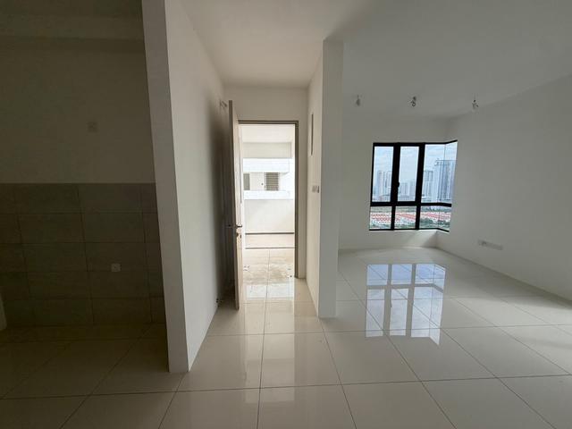 Vivo executives batu kawan middle floor 2 car parks