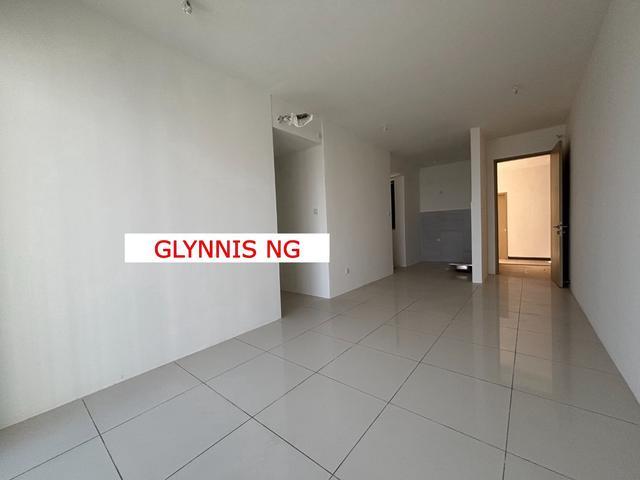 Vivo 730sqft pool view original unit Batu Kawan for sales