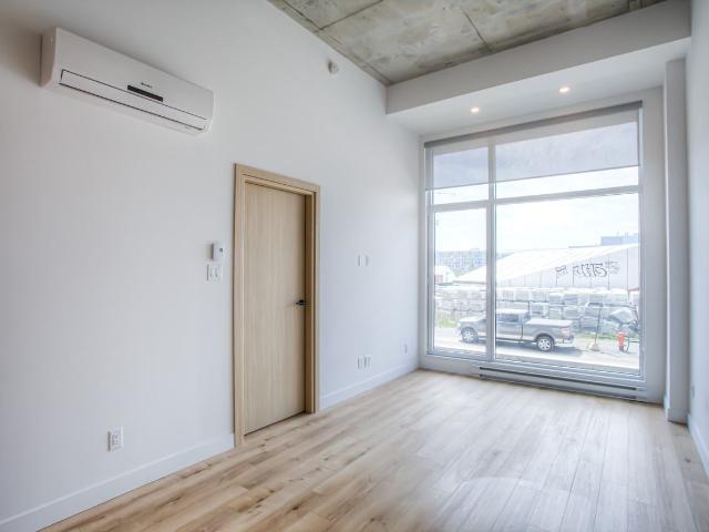 VIVRE 1 1 Bedroom Apartment for Rent at 439 Av Thérèse Lavoie Roux, Montréal, QC H2V 0B1 Outremont