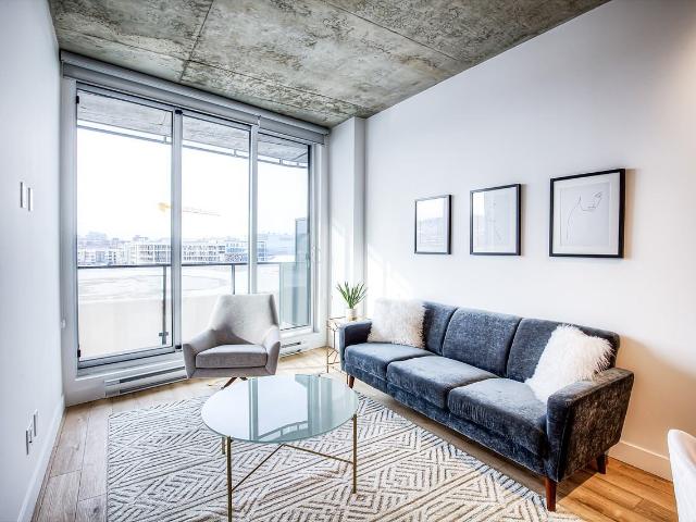 VIVRE 2 1 Bedroom Apartment for Rent at 6500 Rue Hutchison, Montréal, QC H2V 0B9 Outremont