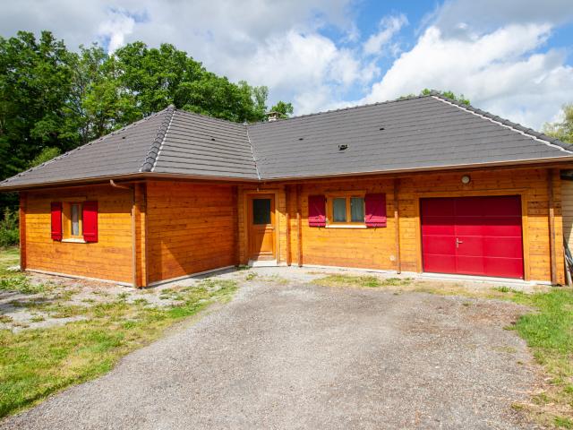 Vivre au calme dans une chaleureuse maison en bois