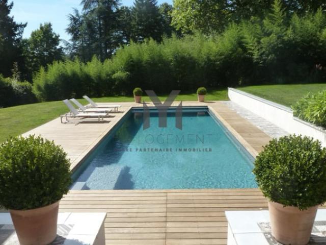 Vivre le luxe à Saint Tropez, dernier étage !