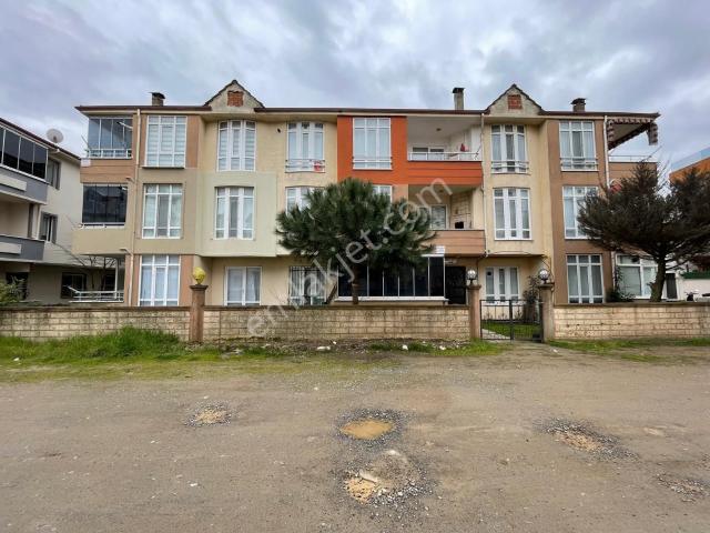 Vizyon Emlaktan Denize 100 Mt Mesafede Ara Kat Eşyalı 2+1 Daire