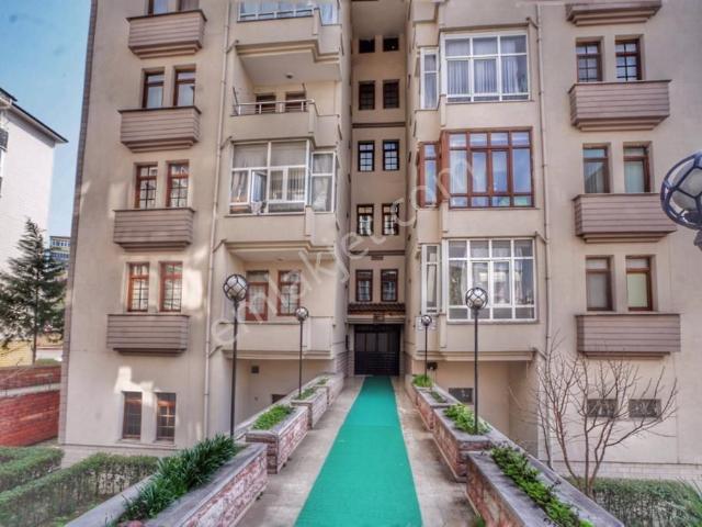 Vizyon Emlak'tan Kiralık 4+1 Daire