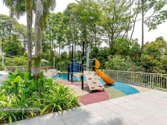 Viz At Holland D10, Condominium