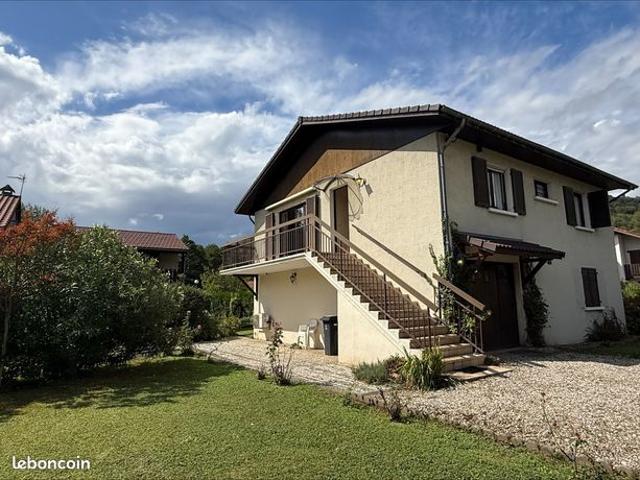 Vizille Maison 101m² sur 700m²