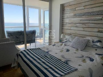 Viña del Mar, primera línea, vista despejada. 3 Dormitorios por 7900.00 en Viña del Mar