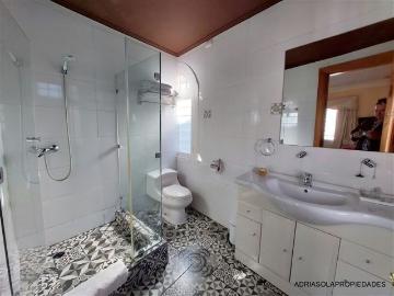 Viña Hotel boutique 8 habitaciones en 344 m2 const | 10 Dormitorios por 18000.00 en Viña del Mar