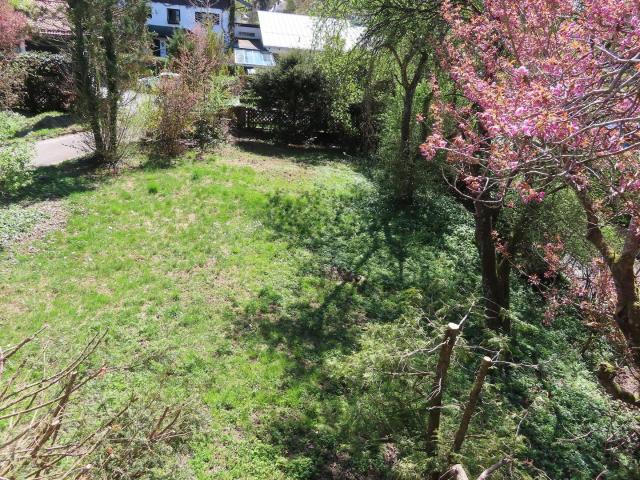 Von Privat: Baugrund leer in TOP Lage in Tölz: mit Fernblick, ruhig, für DH, Stadtnah