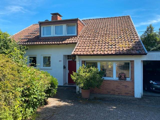 Von Privat ! Freistehendes Einfamilienhaus in Saarbrücken Scheidt
