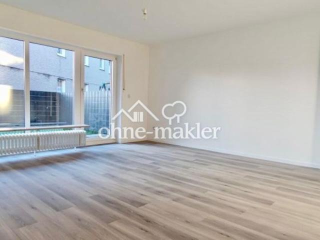 Von privat schöne 3 Zi. Whg. + Garten + Terrasse in Paderborn Schloß Neuhaus, ruhige + tolle Lage