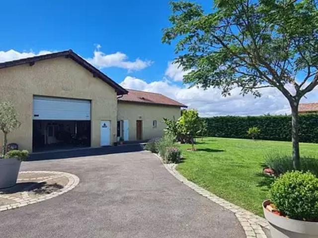 Vonnas 01540 Achat / Vente maison 6 pièces t6 jardin terrasse