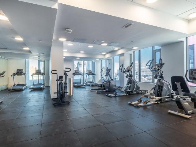 Voda Apartments Co 5 Bedroom Apartment for Rent at 300 Miwate Pvt, Ottawa, ON K1R 0E8