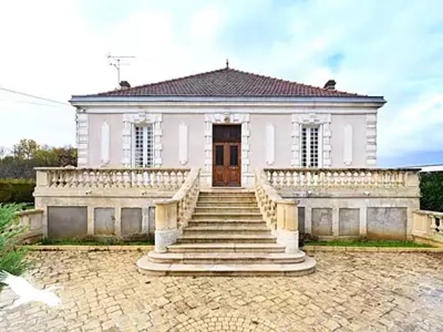Voeuil et Giget 16400 Achat / Vente maison 10 pièces t10