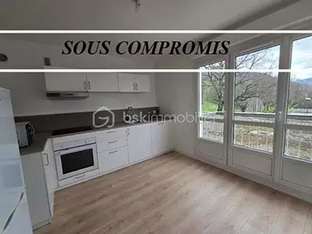 Voiron 38500 Achat / Vente appartement 4 pièces t4 cave balcon