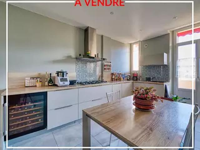 Voiron 38500 Achat / Vente appartement 5 pièces t5 cave parking