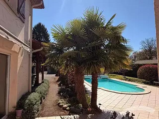 Voiron 38500 Achat / Vente maison 7 pièces t7