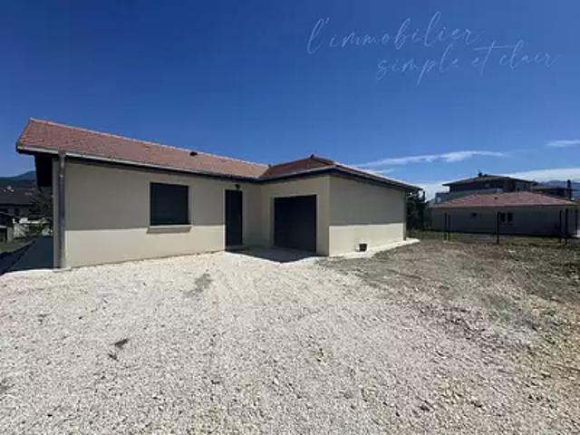 Voiron 38500 Location maison 5 pièces t5 au dernier étage
