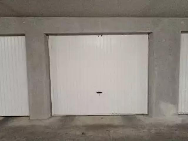 Voiron 38500 Location parking