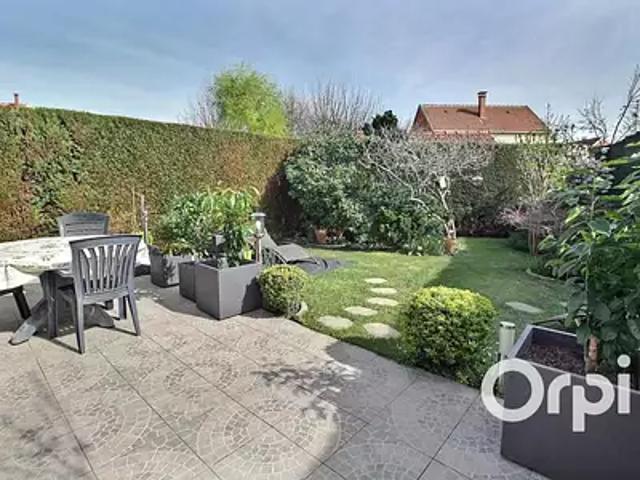 Voisins le Bretonneux 78960 Achat / Vente maison 6 pièces t6 jardin terrasse