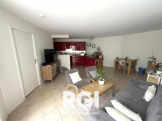 Voisins le Bretonneux Appartement 3 pièces 58m²