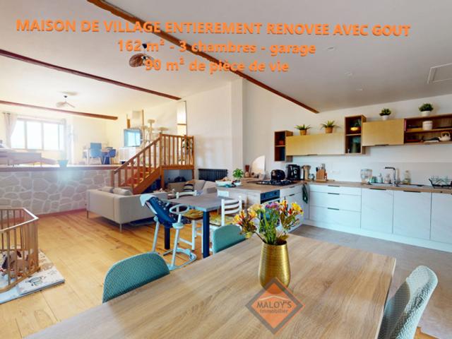 Volumes exceptionnels de 162 m2 maison de village au coeur