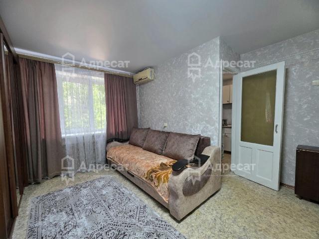 Волгоград, Тракторозаводский район, Гули Королевой ул,2