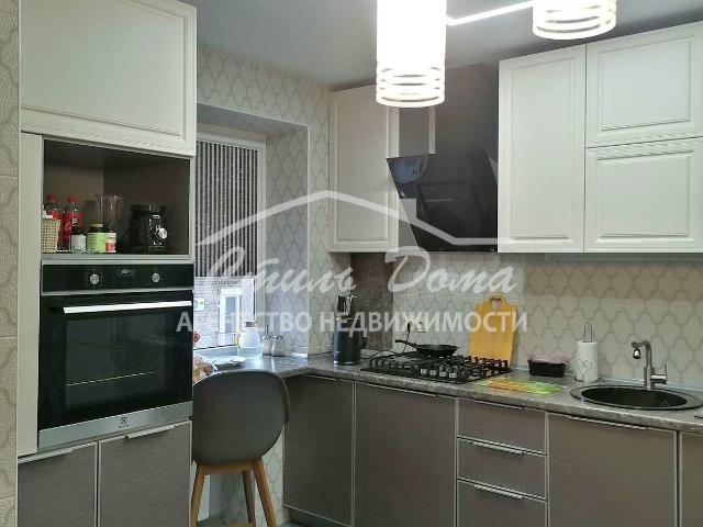 Волгоград, Тракторозаводский район, Загорская ул,8