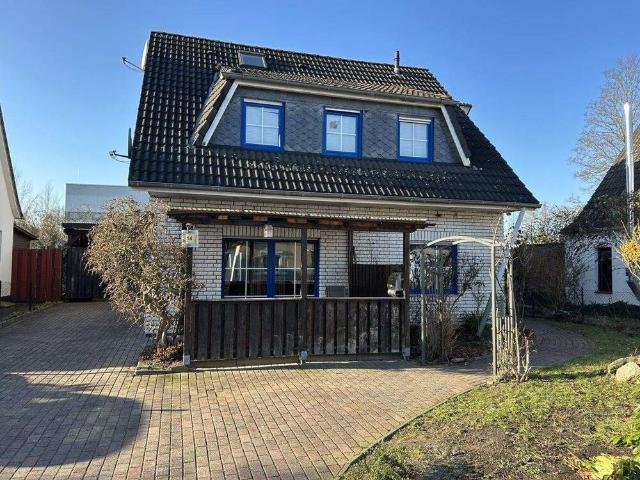 Volksbank Immobilien: Zentrale Lage, ausreichend Platz Ein einladendes Zuhause für Ihre Familie