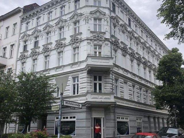 Voll möblierte Altbau Wohnung in Schlossnähe, Berlin Charlottenburg