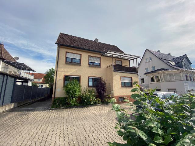 Voll vermietet Wohn und Geschäftshaus an der B466