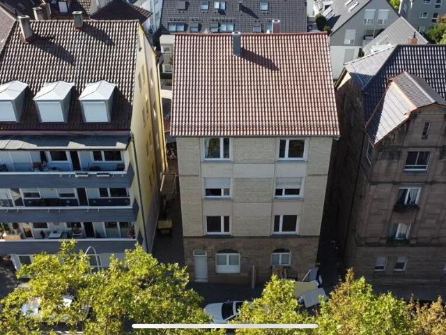 Voll vermietetes MFH mit 7 Wohneinheiten und zusätzlichem Ausbaupotenzial Attraktive 5,5 % Rendite
