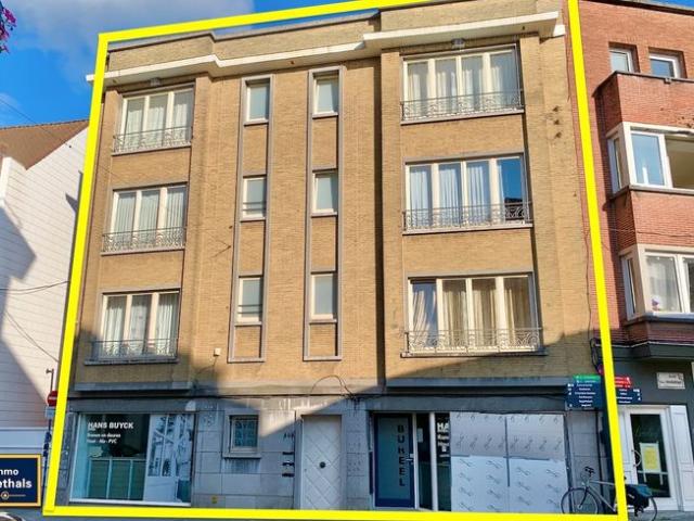 Volledig verhuurde opbrengsteigendom in centrum Kortrijk