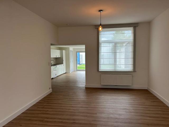 Volledig vernieuwde woning met 3 slaapkamers en tuintje