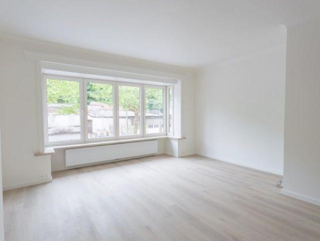 Volledig gerenoveerd appartement met zalig terras
