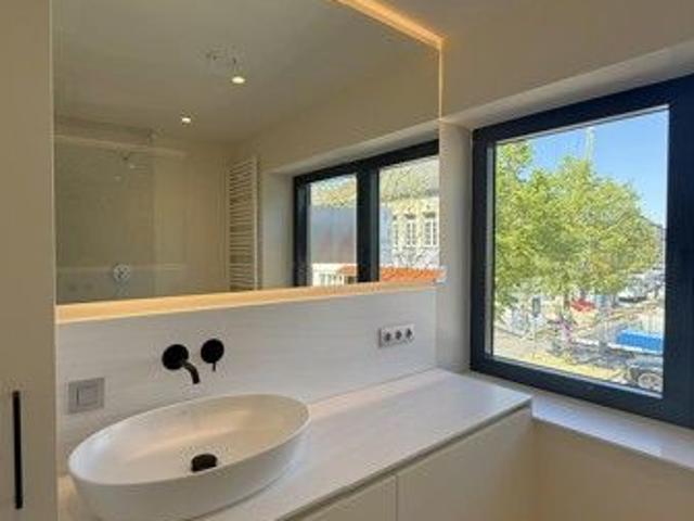 Volledig gerenoveerd duplex appartement in het centrum