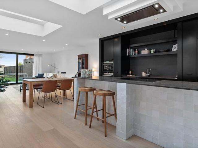 Volledig gerenoveerde rijwoning met charme in Hasselt