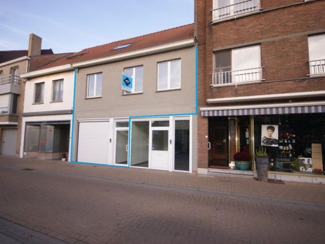 VOLLEDIG gerenoveerde woning op TOPligging!