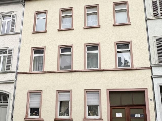 'Vollvermietetes Mehrfamilienhaus' 7 Wohneinheiten in Zentraler Lage