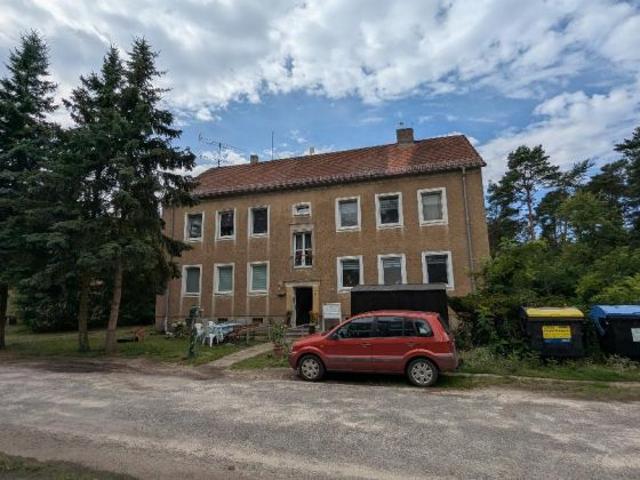 Vollvermietetes Mehrfamilienhaus mit 4 Wohneinheiten – solide Kapitalanlage in Graustein
