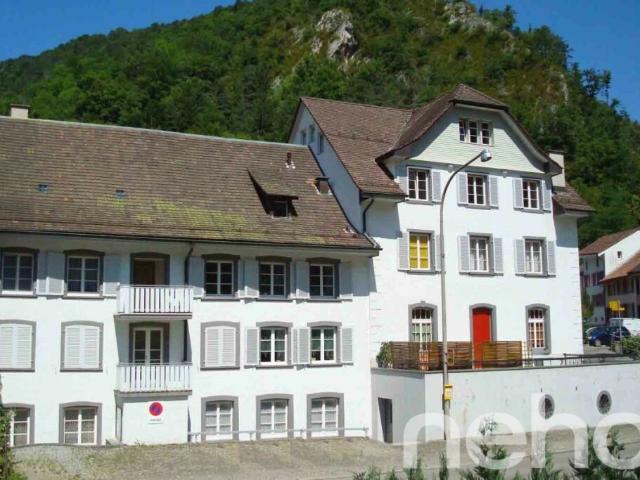 Vollvermietetes Mehrfamilienhaus mit Garage und Aussenparkplätzen