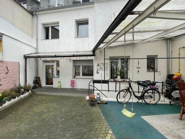 Vollvermietetes Wohn & Geschäftshaus im Zentrum von Langenfeld