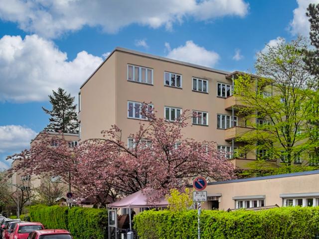 vermietete Wohnung mit Balkon in Steglitz